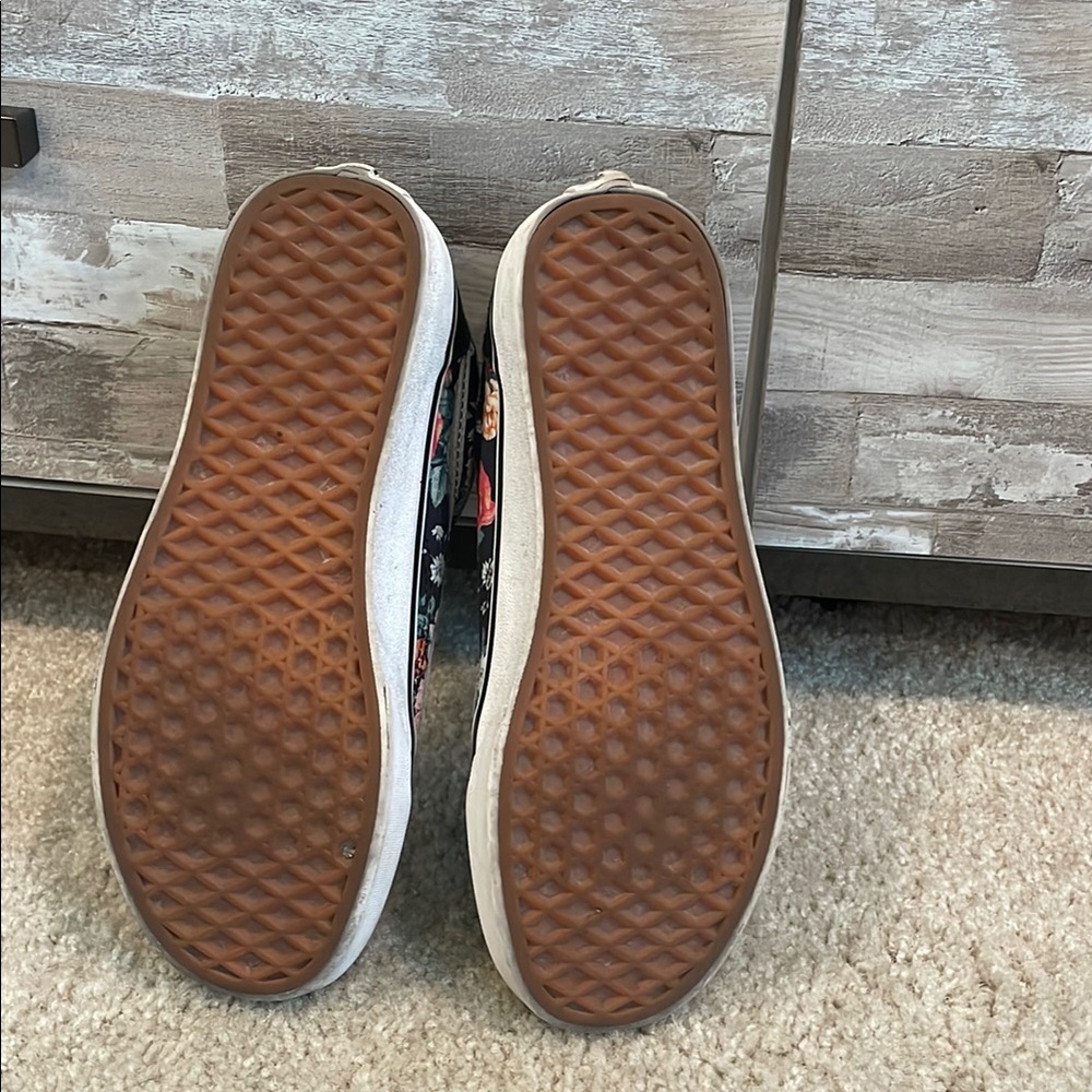 Floral Black Vans - Picture 6 of 6